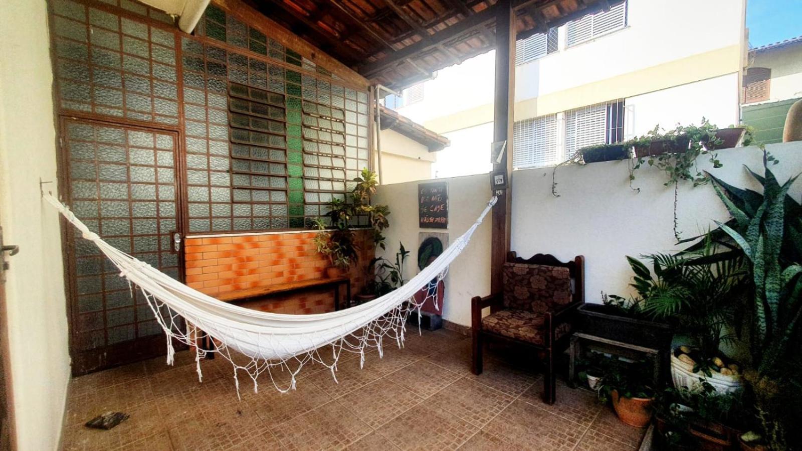 Quarto Casal Com Janela Casa Caramel Belo Horizonte Bagian luar foto